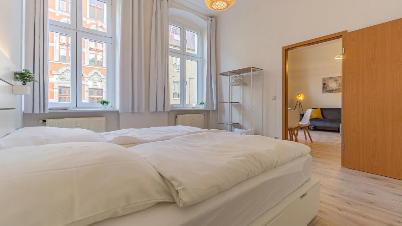 Cityapartment - 53 M², 2 Zimmer, Zentral, Netflix, Kueche, Waschmaschine Cottbus Esterno foto